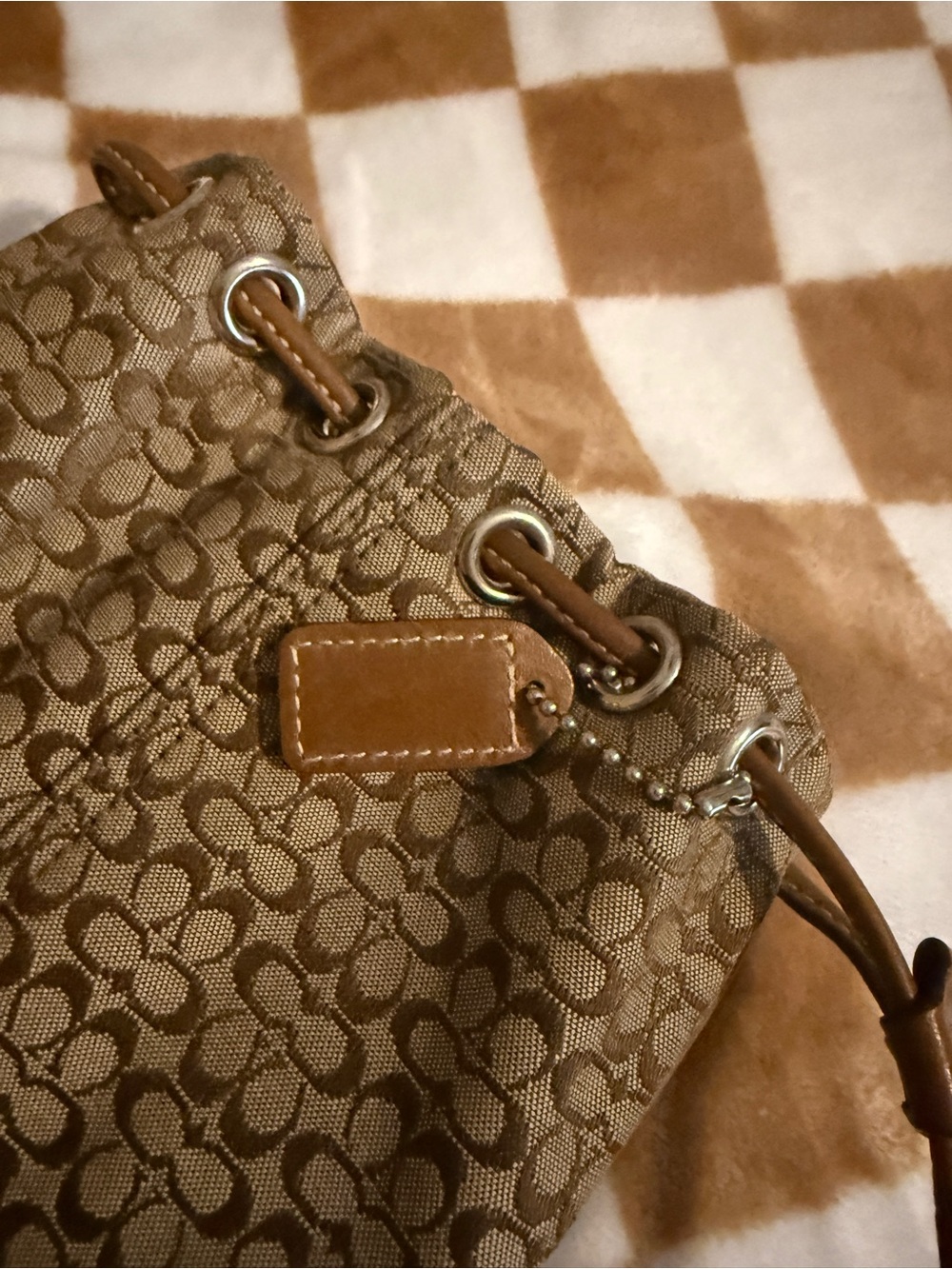 Coach Soho Signature Mini Drawstring Bucket Bag Wristlet Pouch RARE Vintage Y2K - Picture 8 of 16